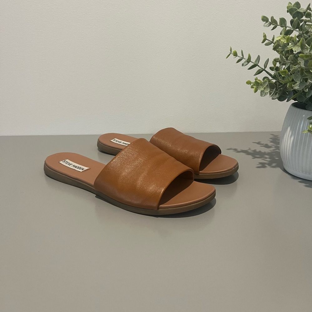 Steve Madden Tan Slide Sandals - Casual and Chic, Size Women’s 9